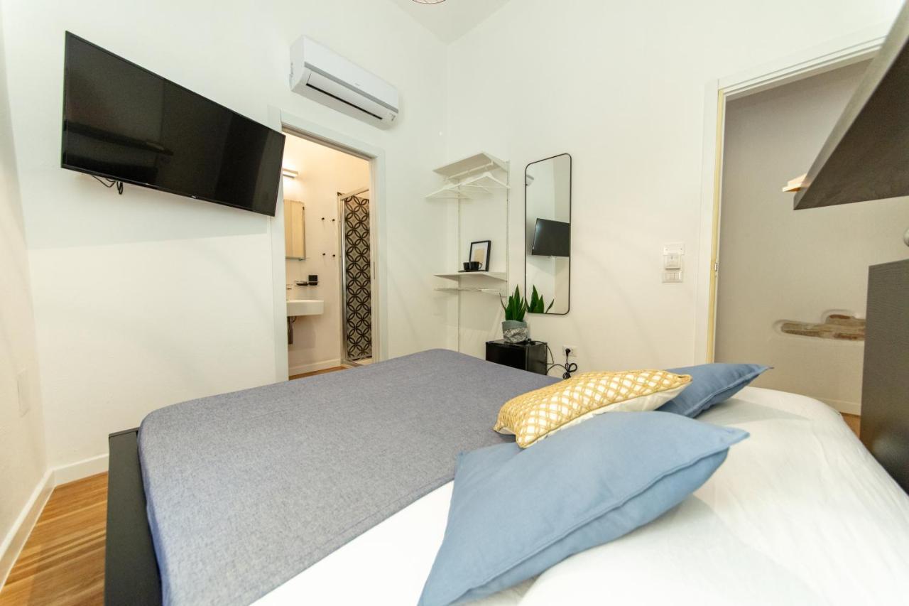 Lele'S Rooms Cagliari Extérieur photo